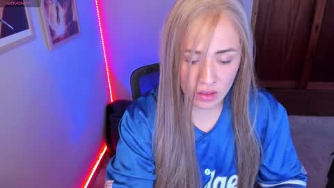 Jennyfer online show from 12.18.24