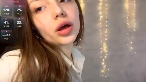 Snapshot of aliciacampbellia chatting on 07.27.26 Alice online show from 07.27.26