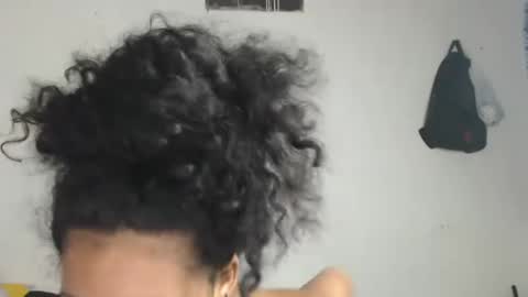 Snapshot of alicie_sexy_hot_20 chatting on 03.11.25 ana online show from 03.11.25