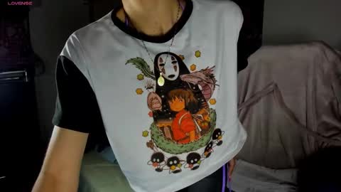 Snapshot of alien_universe chatting on 09.17.25 Aiko Independent Model online show from 09.17.25