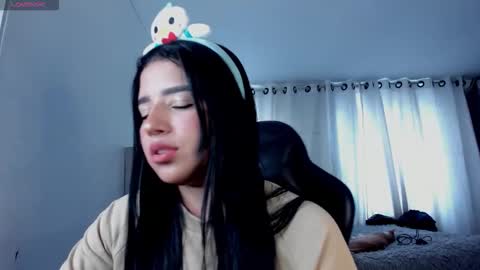 aliice_walker_ online show from 03.26.26