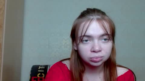 Snapshot of aliiice_stone chatting on 10.28.25 Alice online show from 10.28.25