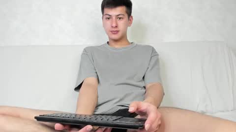 Snapshot of alikuskya chatting on 01.07.25 Dan online show from 01.07.25