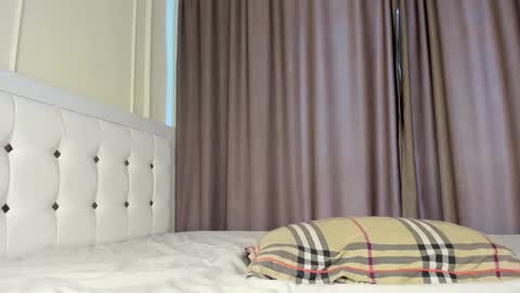 Snapshot of alikuskya chatting on 03.05.25 Dan online show from 03.05.25