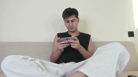 Snapshot of alikuskya chatting on 09.11.25 Dan online show from 09.11.25