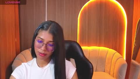 alina_b_ online show from 01.15.26