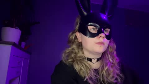 Snapshot of alinahotgirl chatting on 06.03.26 Alina online show from 06.03.26