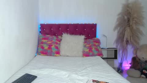 lili online show from 10.12.25