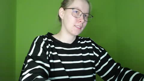 alinasei online show from 04.10.26