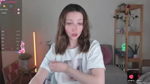 Snapshot of aline_dreamy chatting on 09.20.25 Alya PVT open online show from 09.20.25