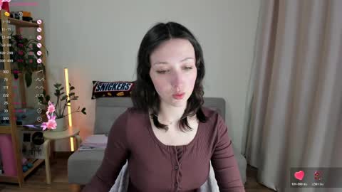 Snapshot of aline_dreamy chatting on 05.14.26 Alya PVT open online show from 05.14.26