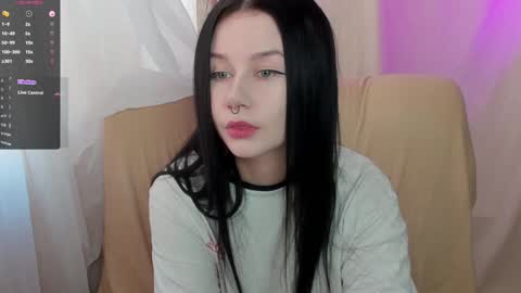 Aline Greeeen online show from 01.27.25