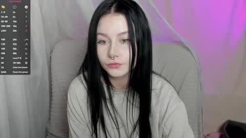 Aline Greeeen online show from 02.19.25