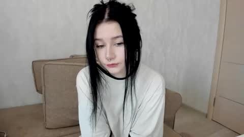 Aline Greeeen online show from 03.03.25