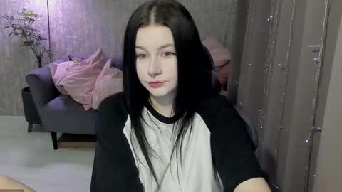 Aline Greeeen online show from 11.02.25