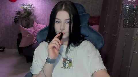 Aline Greeeen online show from 04.16.26