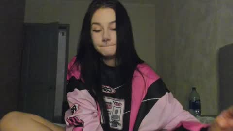 Aline Greeeen online show from 04.23.26