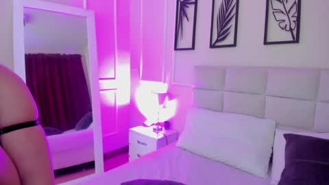     online show from 02.11.25