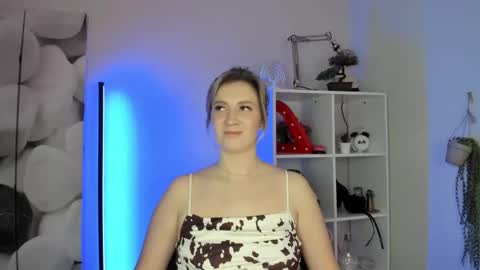 Snapshot of alisalady24 chatting on 11.20.25 AlisaLady24 online show from 11.20.25