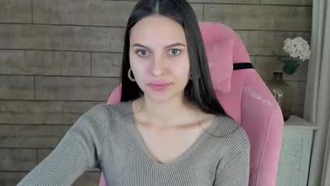 AlisaVersailles online show from 10.07.25