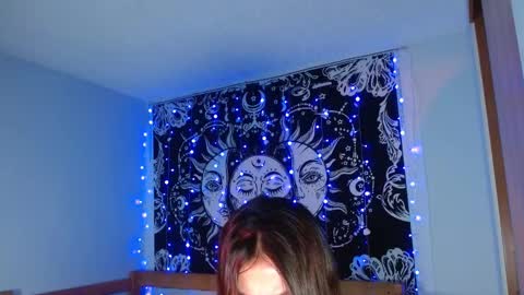 Snapshot of alisha17love chatting on 11.09.25 alisha17love online show from 11.09.25