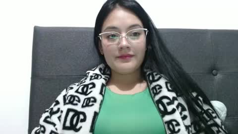 Snapshot of alisha_9997 chatting on 09.21.25 alisha_9997 online show from 09.21.25