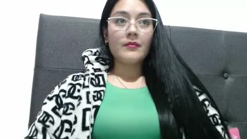 Snapshot of alisha_9997 chatting on 10.06.25 alisha_9997 online show from 10.06.25