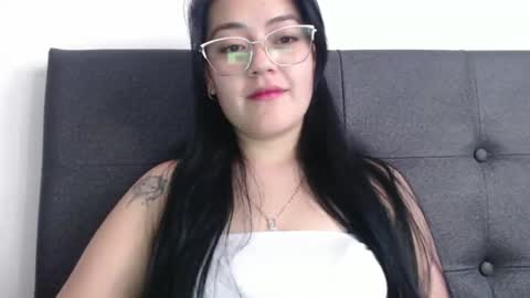 Snapshot of alisha_9997 chatting on 10.14.25 alisha_9997 online show from 10.14.25