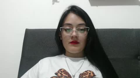 Snapshot of alisha_9997 chatting on 10.27.25 alisha_9997 online show from 10.27.25
