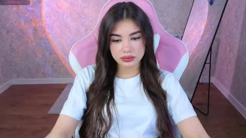 Snapshot of alisha_blakee chatting on 04.14.26 Alisha online show from 04.14.26