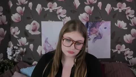 Snapshot of alishamorel chatting on 10.30.25 alishamorel online show from 10.30.25