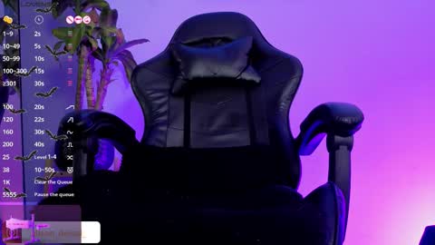 Snapshot of alison_wynter chatting on 11.22.25 alison_wynter online show from 11.22.25