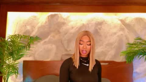 Alison Moon  online show from 02.26.26