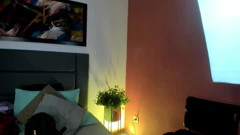 Snapshot of alissanix chatting on 10.12.25 AlissaNix online show from 10.12.25