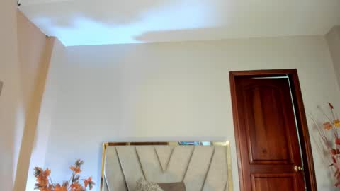 AlissaNix online show from 01.05.26