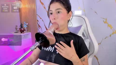 Snapshot of alissaowens_ chatting on 11.11.25 Alissa owens online show from 11.11.25