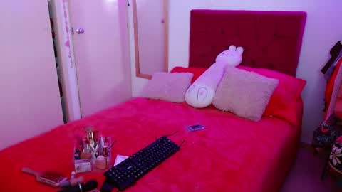 alissesallie_ online show from 05.19.26