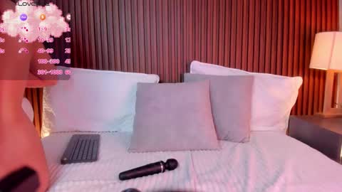 alisson_81 online show from 11.14.25