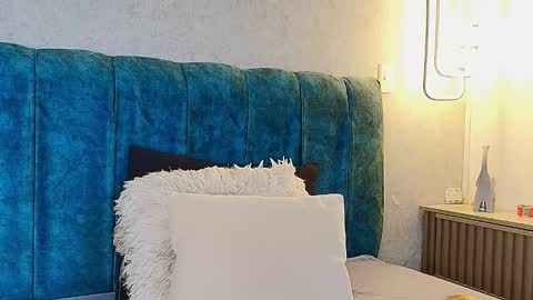 alisson_fox69 online show from 11.06.25