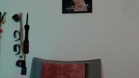 Alisson Beckett online show from 12.07.24