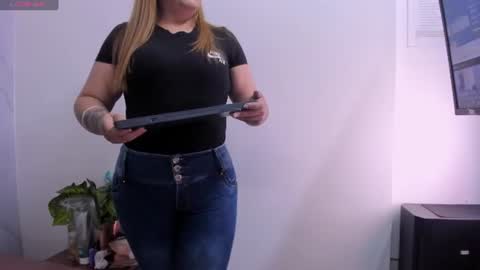 Snapshot of alissonharris chatting on 06.16.26 Alisson Harris online show from 06.16.26