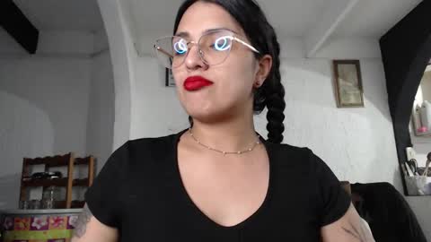 Alix online show from 03.06.25