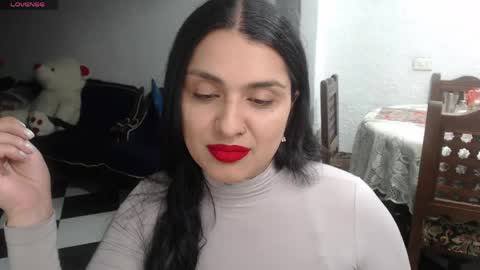 Snapshot of alix_beltran chatting on 05.21.26 Alix online show from 05.21.26