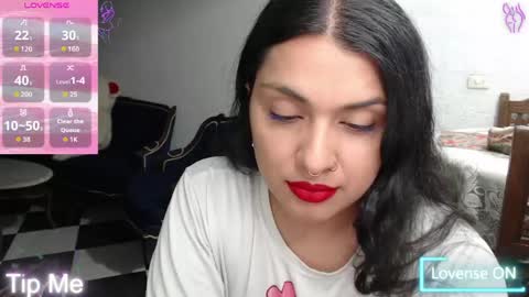 Snapshot of alix_beltran chatting on 05.26.26 Alix online show from 05.26.26