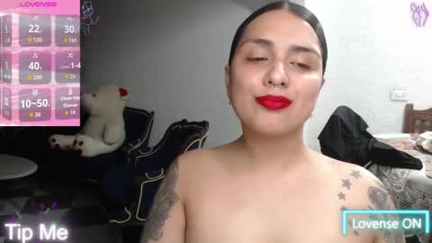 Snapshot of alix_beltran chatting on 05.31.26 Alix online show from 05.31.26