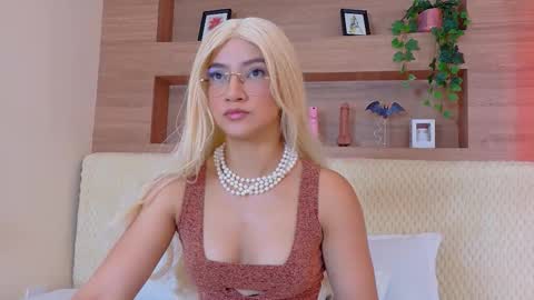 ALIX online show from 11.06.25