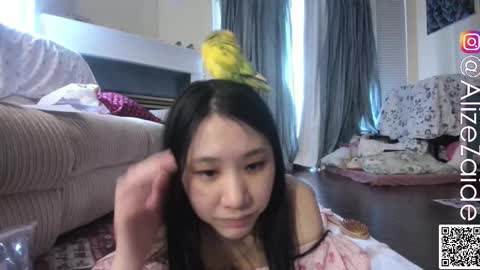 Alize Zaide online show from 11.14.25