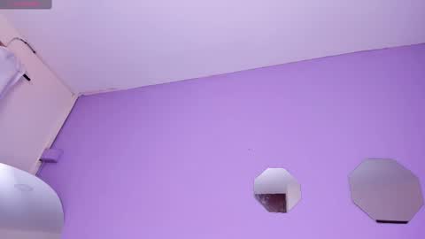 Snapshot of allanaa_0 chatting on 01.10.25 allana online show from 01.10.25