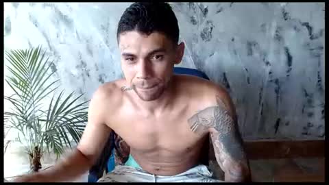Snapshot of allanbarreto chatting on 06.18.26 Allan online show from 06.18.26