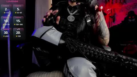 Snapshot of allanhurtss chatting on 12.02.25 online show from 12.02.25